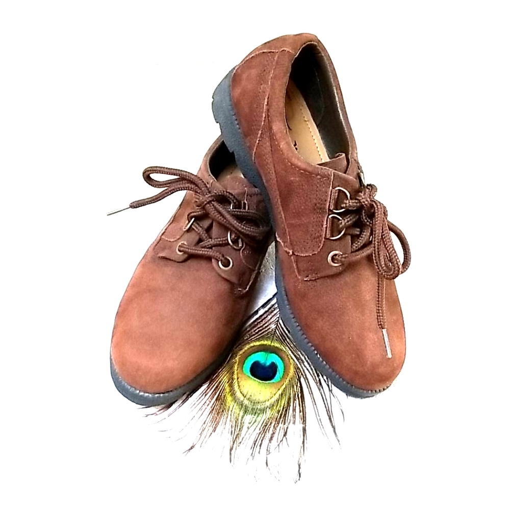 Thom McCan Shoes size 5 NWOT
